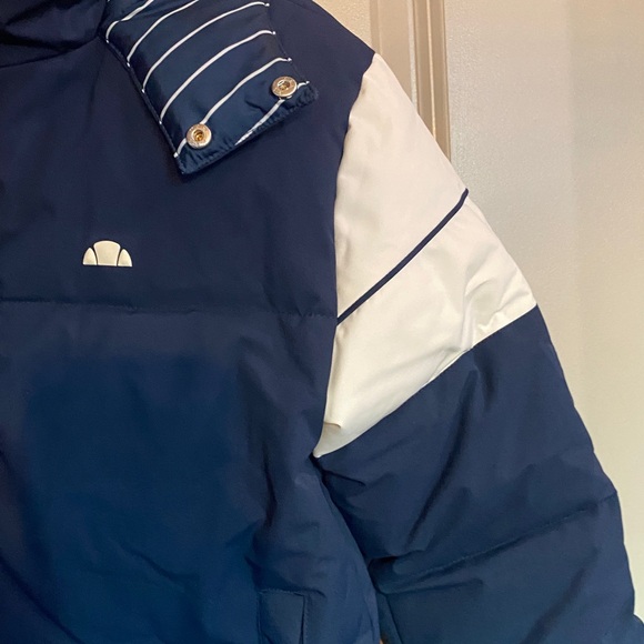 Ellesse
SOLDI PADDED JACKET - Winter jacket size 10/11 Youth - Picture 3 of 5